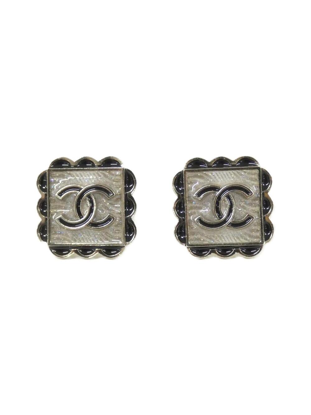 Chanel Earrings Gold-Tone Metal #371961C10B